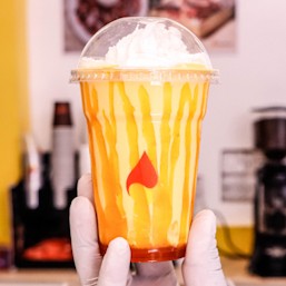 MANGO SHAKE INDHO SNACKS