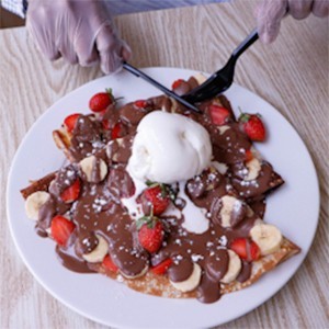 Fruits Crepe